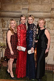 Nathalie Knauf, Julia und Nina Meise, Annette Zierer Chaim Sheba Medical Center Charity Gala,  A hot Party in the Snow, im Carlton Hotel, St. Moritz am 16.02.2019 / Foto: BrauerPhotos / G.Nitschke